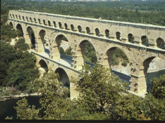 Aqueduc romain dit Pont du Gard